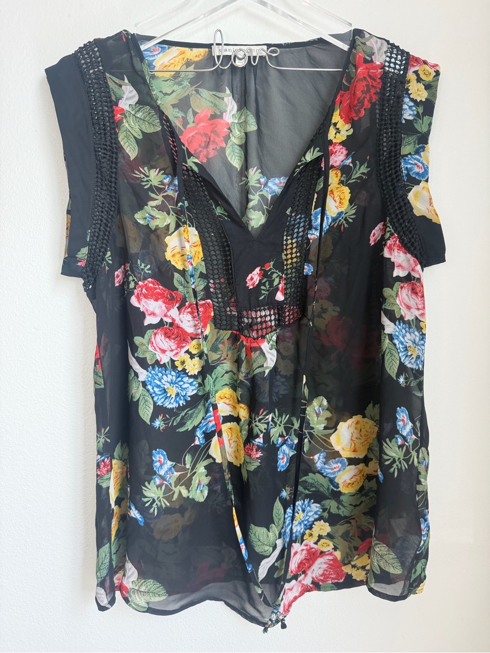 Daniel Rainn Black Floral Sheer V-Neck Camisole